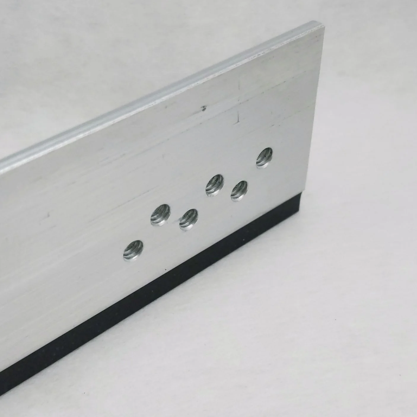 Blade Fixture (8.5") - Image 5